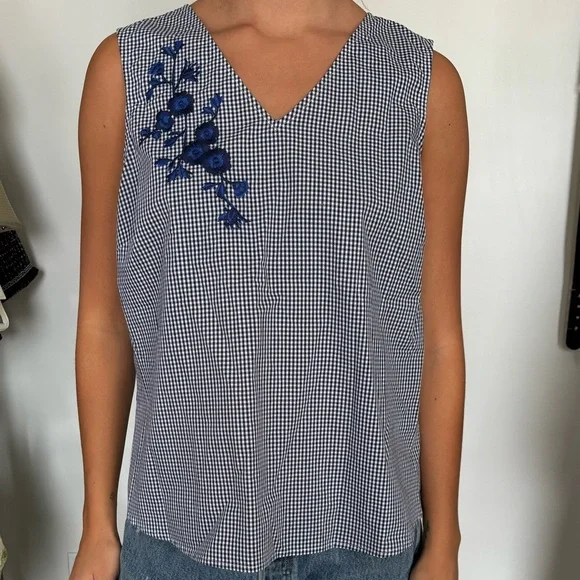 Blue gingham tank - Picture 1 of 3